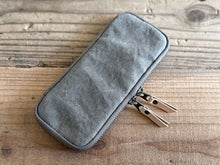 Load image into Gallery viewer, FLAT tool case / 3 Pens -Stone Gray-