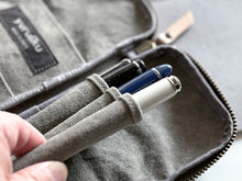 Load image into Gallery viewer, FLAT tool case / 3 Pens -Stone Gray-