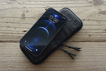 Load image into Gallery viewer, FLAT tool case / 3 Pens -Iron Black-