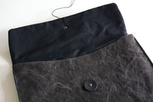 Load image into Gallery viewer, Fu-To case / A4 -Iron Black-